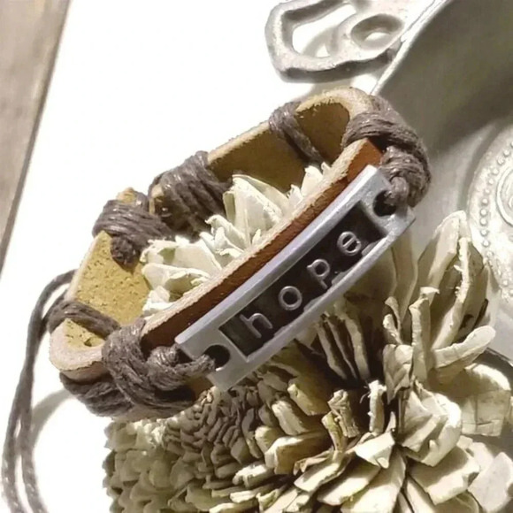 Genuine Leather Handcrafted Hope Affirmation Medium Brown Silver Pewter Bracelet - Picture 4 of 6